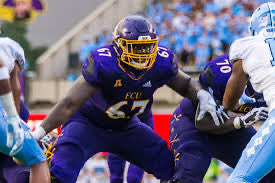 haddock_bradley's tweet photo. Hade a blast today watching the pirates practice really love how @coachmogridge is running things down there with the HOGS🥞🏴‍☠️🟣 @ECUPiratesFB @coachdaoust @BHHSBearsFB @HOLD2017 #ecufb #boneyard #ecu https://t.co/PrDYgehr0D
