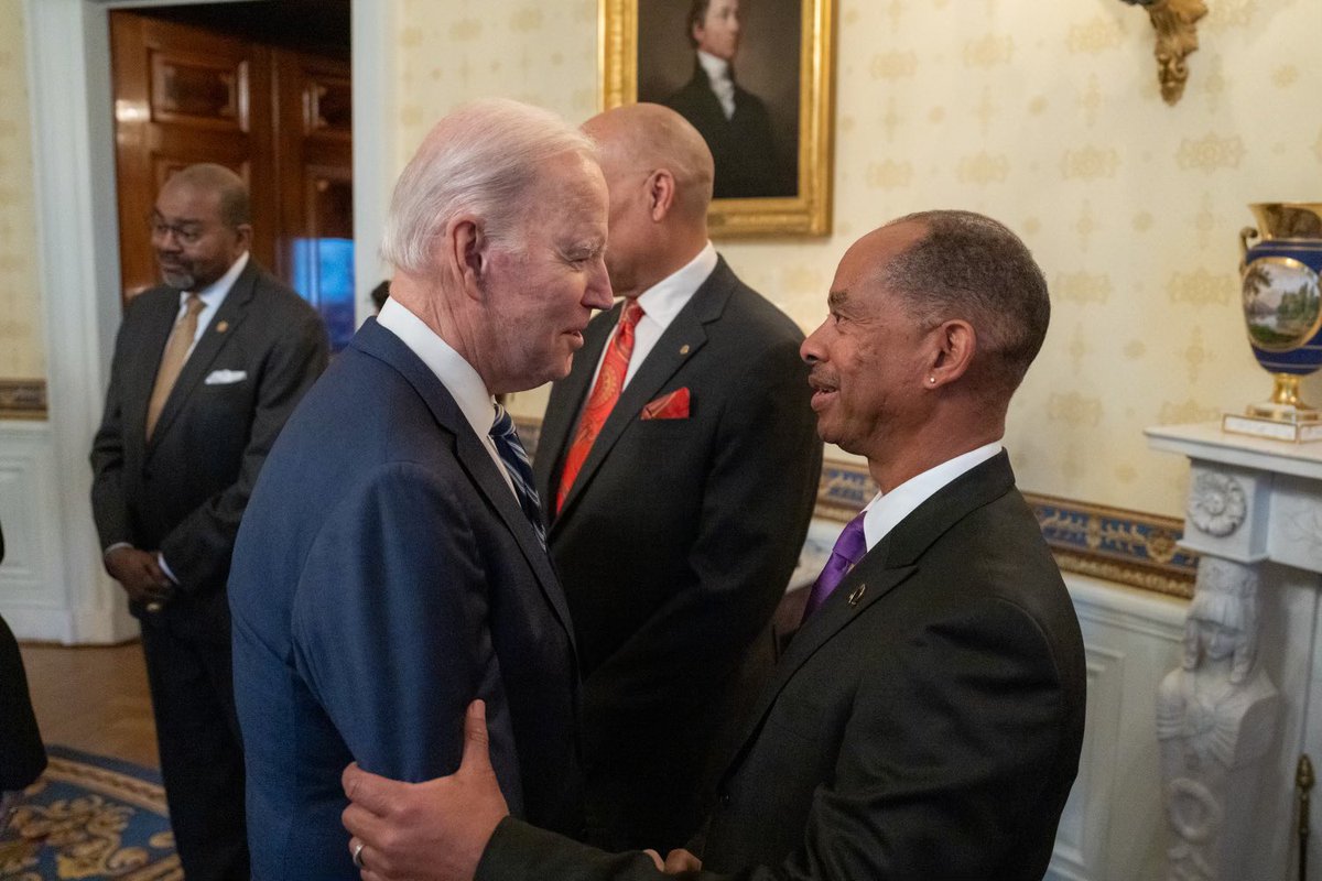 opp12thD's tweet photo. President Joe Biden with Grand Basileus Brother Ricky Lewis and the presidents from the Divine 9. #omegaiseverywhere #thisisomega #omegapsiphi #massiveandprogressive12thdistrict #divine9 #d9 #nphc https://t.co/k62EzcTitc