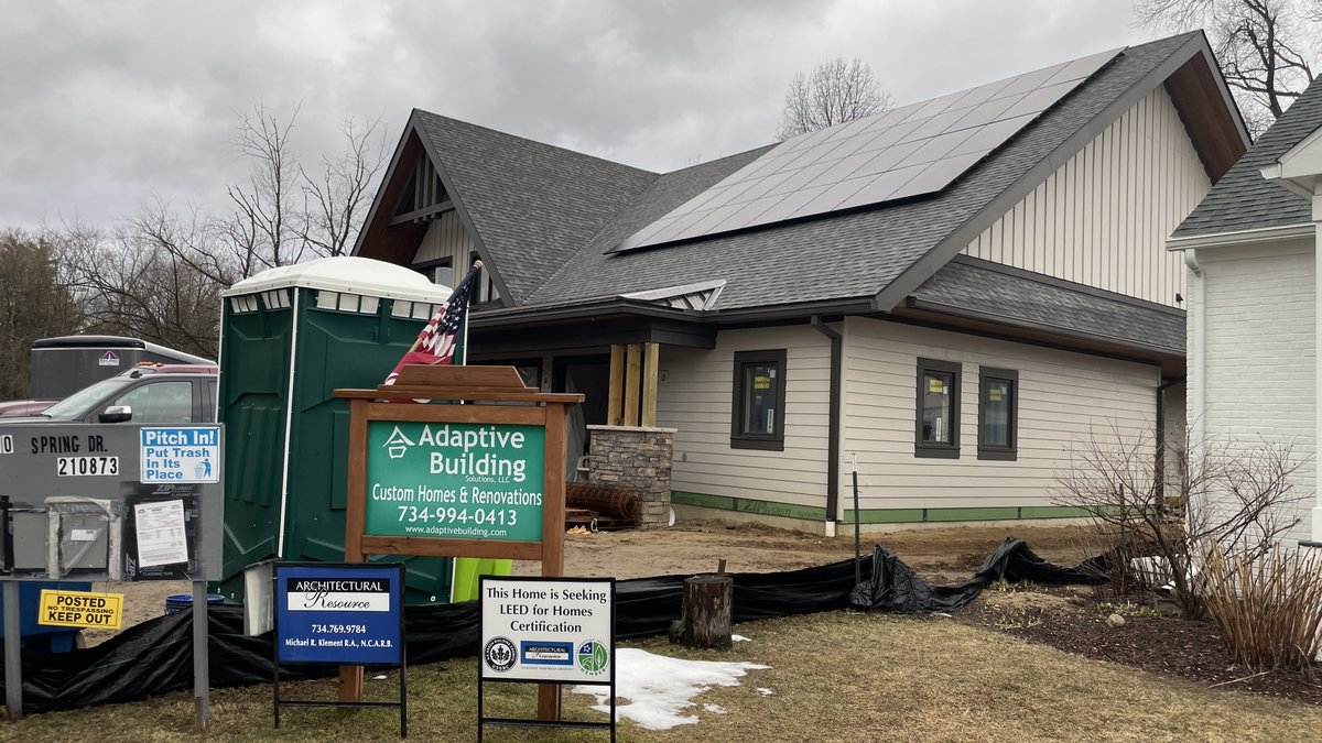 ArchResourceMI's tweet photo. Our new LEED for Homes (Platinum certification targeting), DOE Net Zero Energy home in Northville is on the final stretch to completion. This home will be featured on the upcoming Builders &amp; Remodelers Parade of Homes. 6/24 &amp; 6/25.
#architecturalresource #architect https://t.co/Wd8boPZFz6