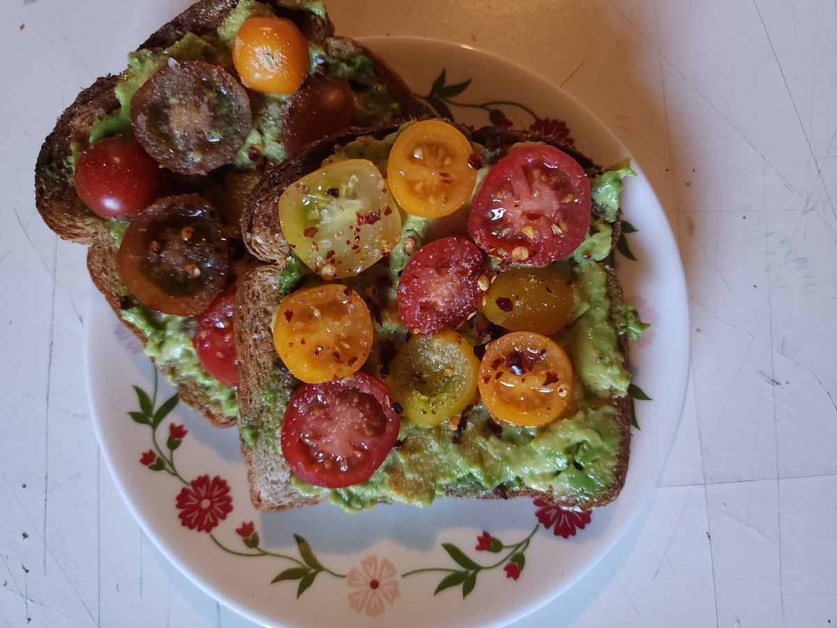 Made myself some yummy avocado toast this morning 🤤💜 #food #healthy #yummy