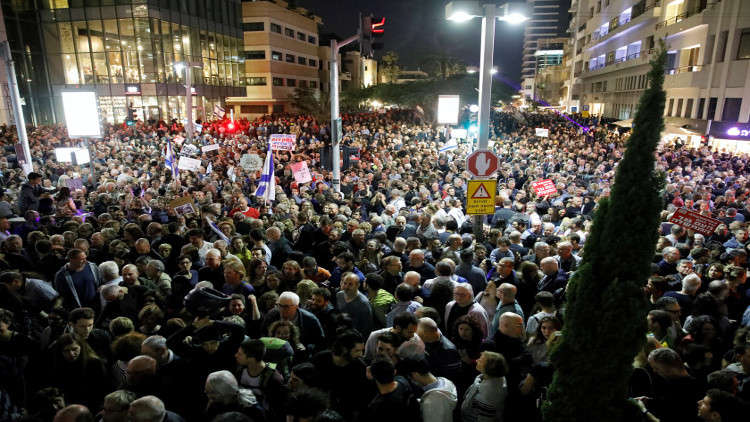الحدث:مئات آلاف الاسرائيليين يتظاهرون ضد "الإصلاحات القضائية" 