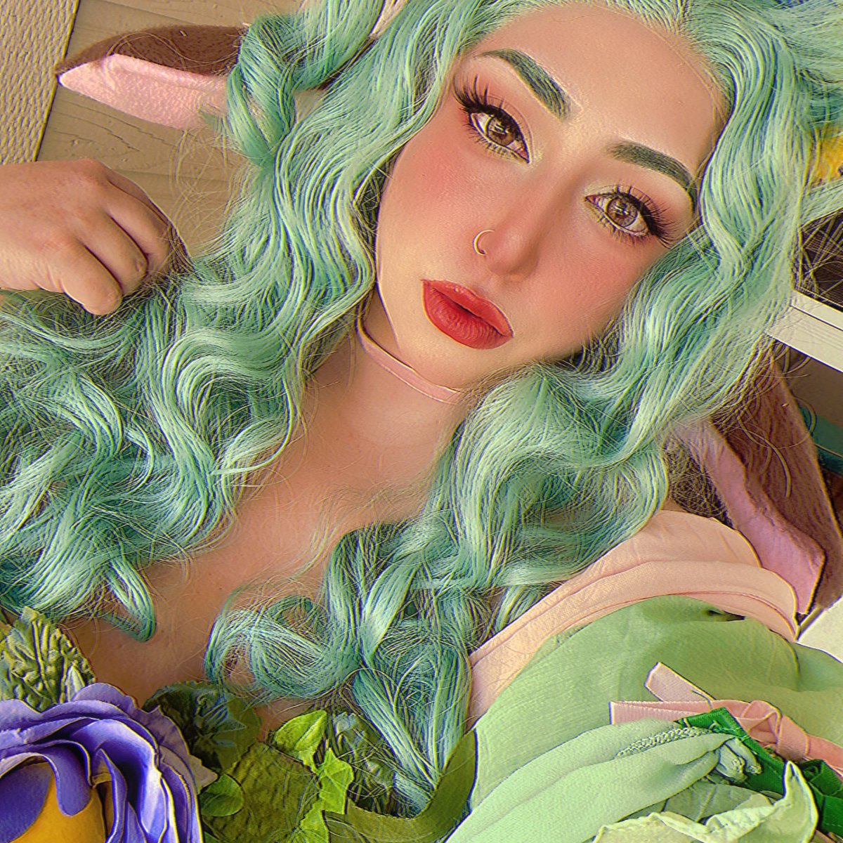 pandulcemom's tweet photo. “I realize I'm not as good at lying as I thought. Which is weird because I do it all the time.”

It feels nice to dress up again. 🦌🌸🌼

#fearnecalloway #criticalrolecosplay #critters https://t.co/1x56UUL4L5