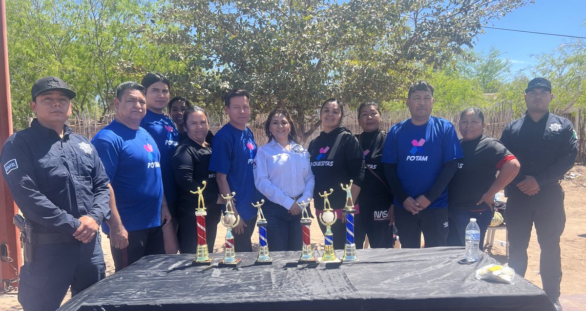 perlavaldezp's tweet photo. En conjunto con autoridades tradicionales #Yaquis de #Potam llevamos a cabo un torneo de #Voleibol para seguir impulsando el deporte en los niños, niñas y jóvenes.
#JornadaPermanentePorLaPaz
@SonoraSeguridad
#PlanDeJusticia https://t.co/CLLSNtnfmx
