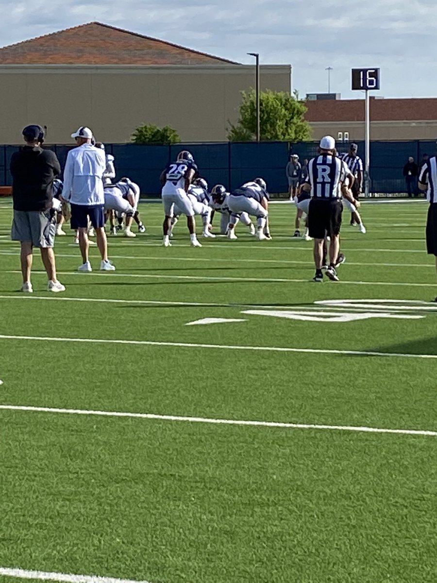 USATX3's tweet photo. Beautiful day in SA☀️❤️…love you @RiverGordon1 #72🏈 https://t.co/77lH2MbM6e