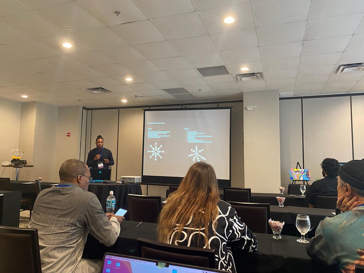 bynoe_lee's tweet photo. Thank you @PaulSecor for giving me a chance to speak at @nftorlandofl. Love to see our #web3community grow! https://t.co/6IiHniNDpi