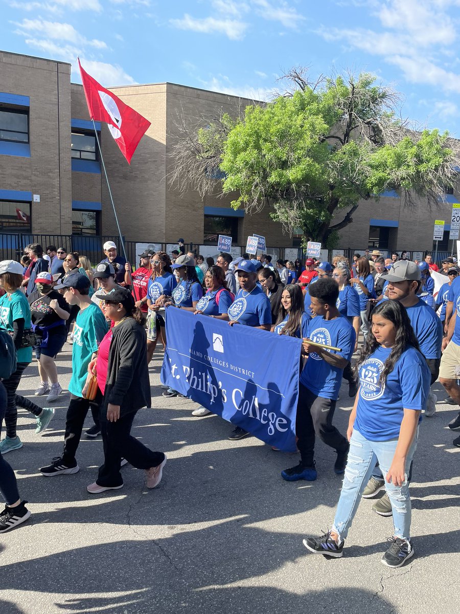 FrancSolisSATX's tweet photo. Today, the Alamo Colleges District - San Antonio College, St. Philip's College, and Palo Alto College participated in the 27th annual Cesar E. Chavez March for Justice. #sisepuede @AlamoColleges1 @SAC_PR @PACPR @GoSPC https://t.co/VlL5rN2Ews