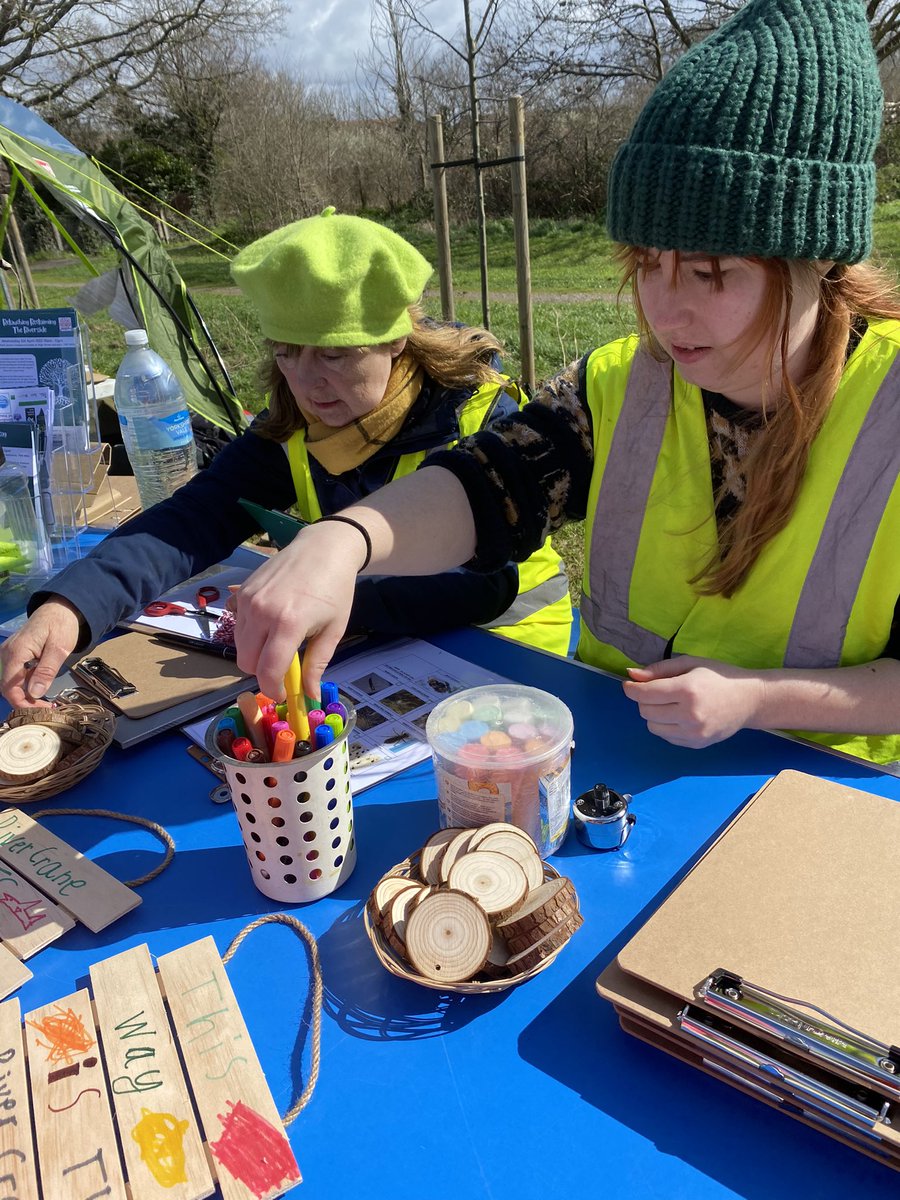 LetOutside's tweet photo. A fantastic #celebration of #culture with our #friends and #partners in #Cranford #Waye #Avenue - thanks to all who took part ! @CranfordAction @HestonActionG @hestonwestcp @LBofHounslow @CranfordPark @CranfordReside1 @OfficialZSL @FriendsRivCrane @RichmondTCV https://t.co/AQknFpBfUO