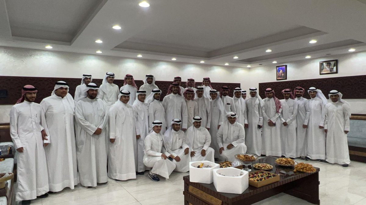وما توفيقي الا بالله عليه توكلت وإليه انيب)

تم بحمد لله تزكيتي:
عبدالرحمن سعود الشلال

منسقاً لـ #قائمة_الشريعة
في كلية الشريعة والدراسات الاسلامية 
سائلين المولا التوفيق والسداد🔷