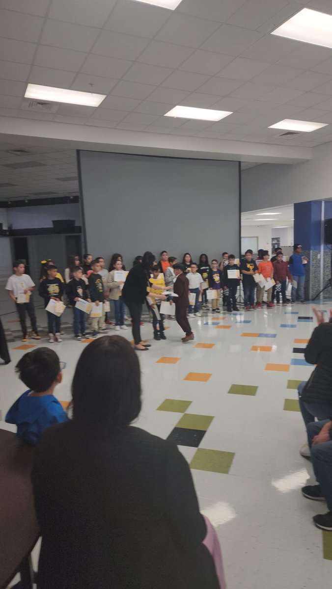 LLuebke_CJES's tweet image. Very proud teacher here! After a tiebreaker, my 4th Grade Math Bee Champion won 2nd place in the district!! Congratulations!!🎉🎉🥳🥳#TeamSISD @CJordan_ES @CJ_Lions_CJES #MathBee