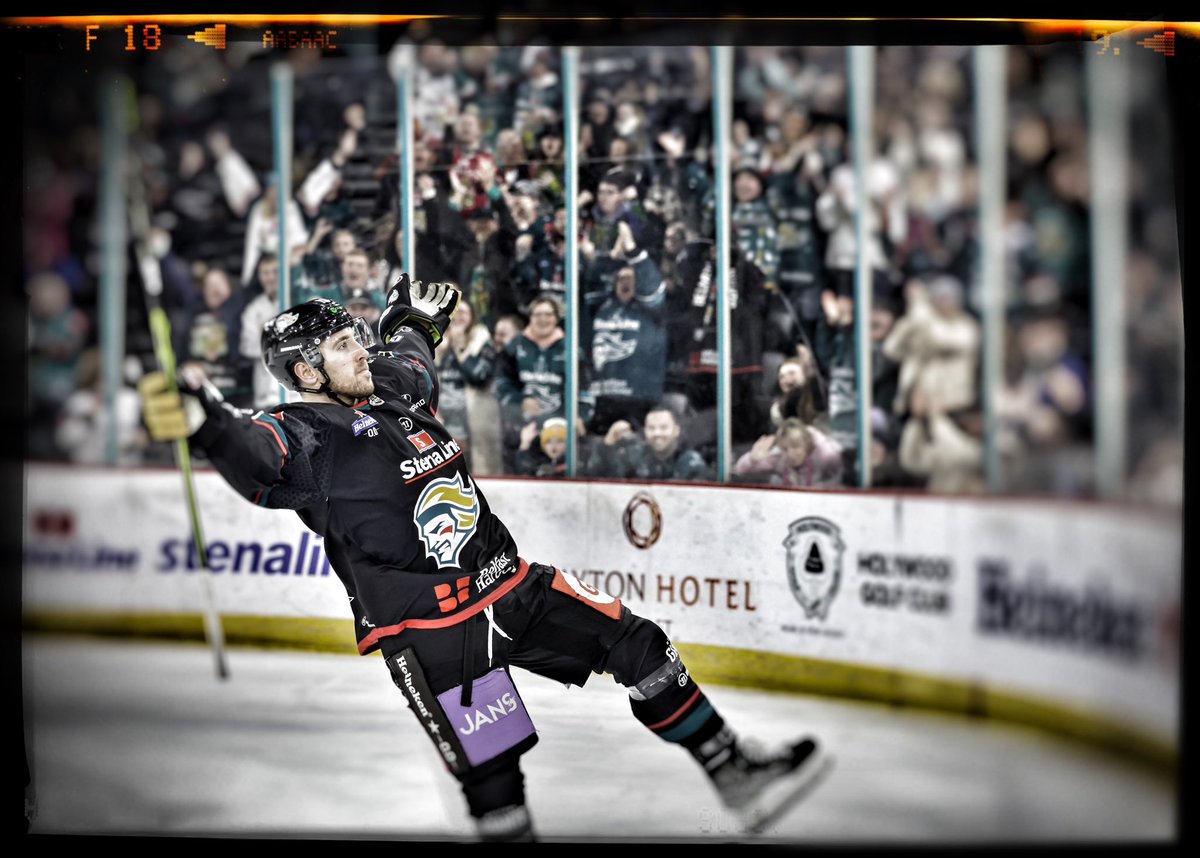Davy_McG's tweet photo. 🚨MILESTONE🚨

He’s done it again. Scott Conway becomes the first in Giants history to score 40 league goals in a season. https://t.co/opjscn5vmV