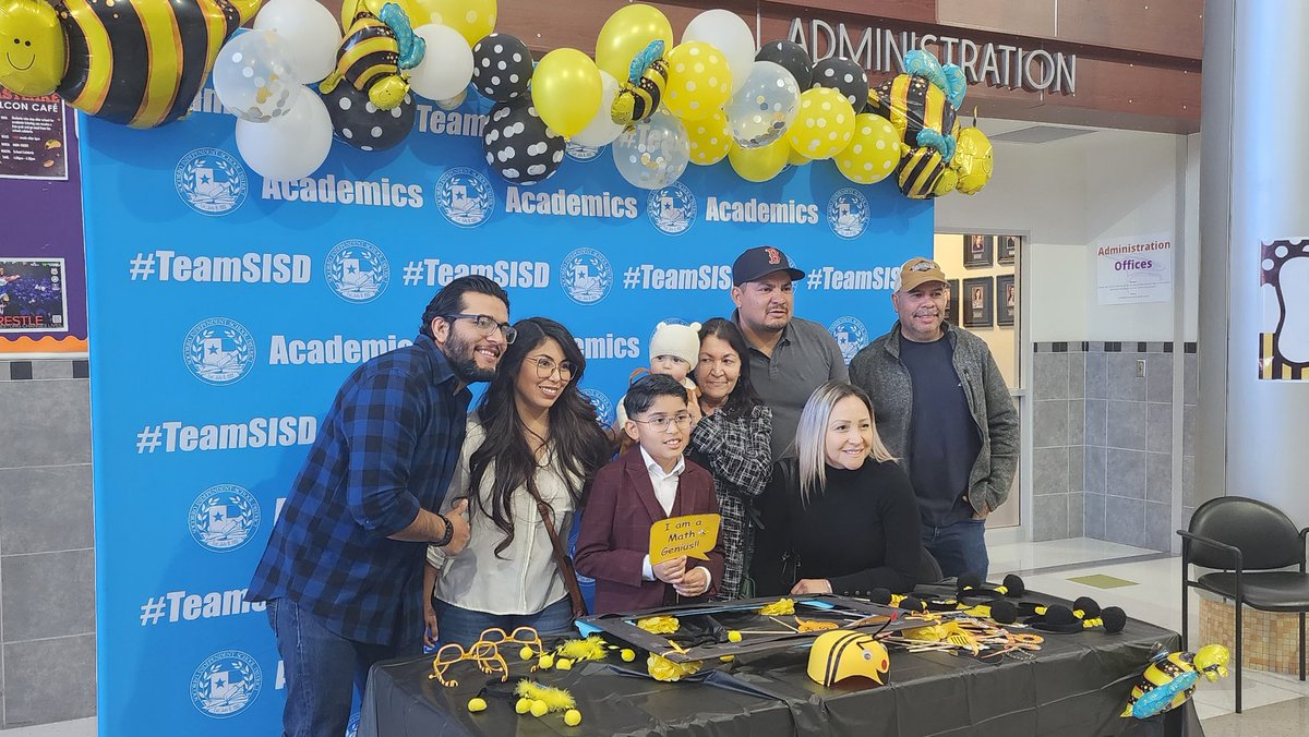 LLuebke_CJES's tweet image. Very proud teacher here! After a tiebreaker, my 4th Grade Math Bee Champion won 2nd place in the district!! Congratulations!!🎉🎉🥳🥳#TeamSISD @CJordan_ES @CJ_Lions_CJES #MathBee