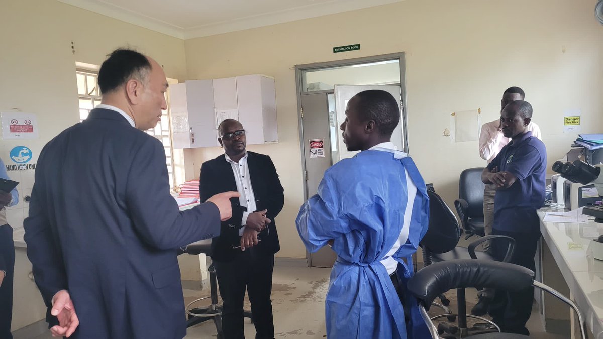 kofihuganda's tweet photo. Dr. Nam the DG had a tour at Butenga HC IV. #KOFIH supported facilities that were seen include; Emergency OPD, Call &amp; Dispatch Center, Imaging unit with ultrasound scan/X-ray machine, Surgical ward, Operating theater, Laboratory and Maternity ward which is still under renovation. https://t.co/zEwnDWFaQv