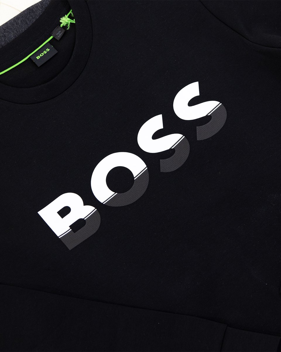 topsnbottomsusa's tweet photo. Elevate your kid's style with the Hugo Boss Long Sleeve Crew Neck T-Shirt collection, now available at Tops and Bottoms.
#TopsandBottoms #HugoBoss #KidsFashion #LongSleeveTee #Kidswear #Kidsclothing #KidsStyle #FashionKids #KidsOutfit #Kidzootd #KidsofIG #StylishKids https://t.co/qmx7ob7evR