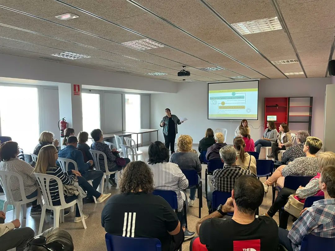 Gràcies per venir a #Alguaire i compartir aquesta estona parlant de polítiques d'Igualtat. Sou unes grans dones 💜💜💜 
Quina sort tenir-vos aprop!! 🥰🥰
<a href="/hmartinezs/">Anticomunista</a> <a href="/sarabailac/">Sara Bailac Ardanuy</a> @Anaïs.camarasa
#IgualtatEnlaDiversitat 
#EstimemAlguaire
#SomLaClauDelCanvi
@ercalguaire