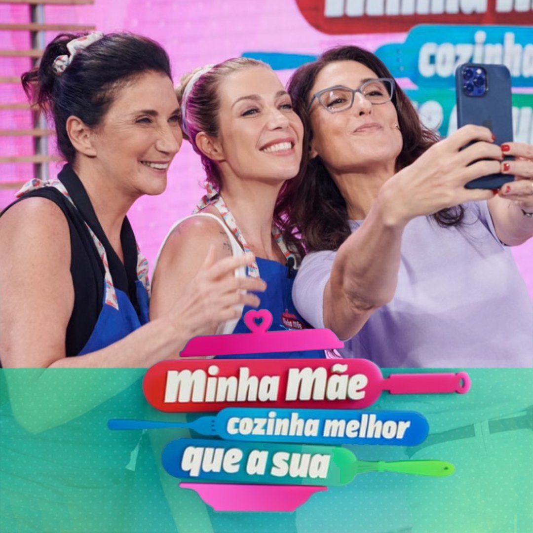 LuizaPossi4Us's tweet photo. Amanhã @PaolaCarosella @LeandroHassum e @joaodiamantee recebem, para a disputa do #minhamaecozinhamelhorqueasua, as duplas: @luizapossi e @ZiziPossi; @juulianapaiva e sua mãe; e @ClaudiadiMoura1 e sua filha. Não dá pra perder! 🕛 14:30 📍 @tvglobo 
#luizapossi #globo #tvglobo https://t.co/PZMbZRzA0V