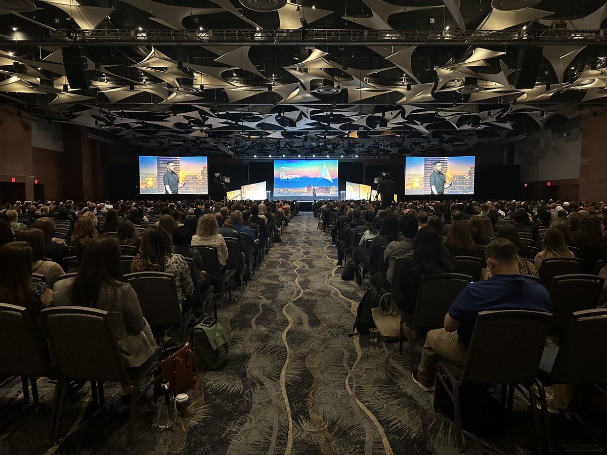 inkyjohnson's tweet photo. It was an honor to present at the American pharmacy association annual meeting in Phoenix today. https://t.co/jQaR6l7X7p