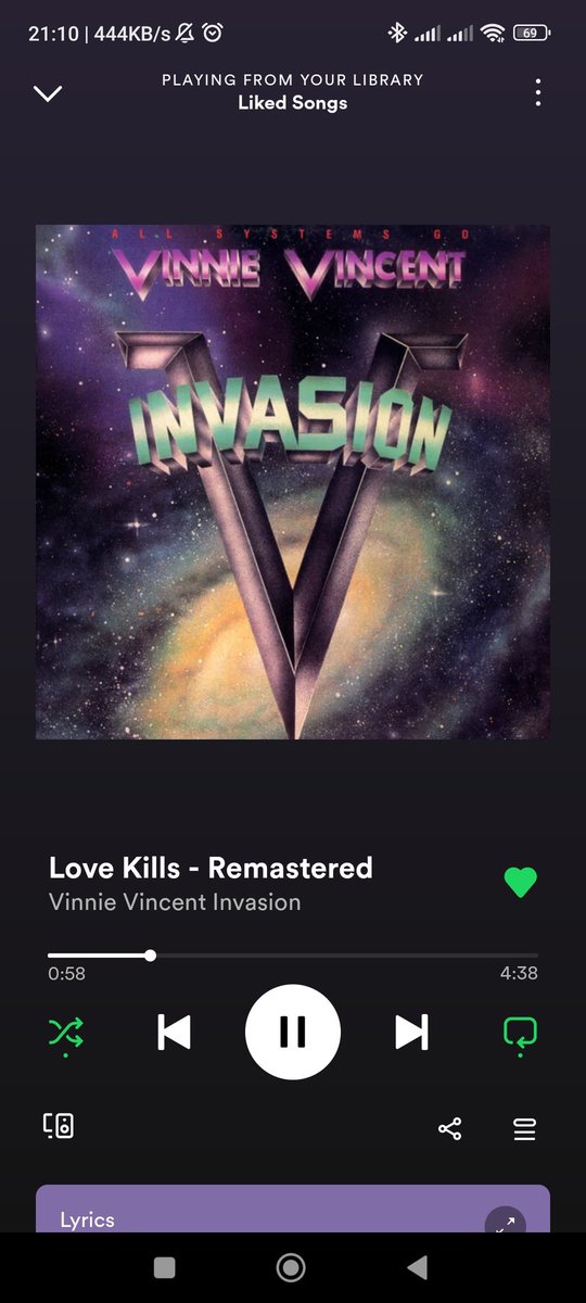 flex_huge's tweet photo. and tonights song is...Love kills https://t.co/B8Nu22OQ7o