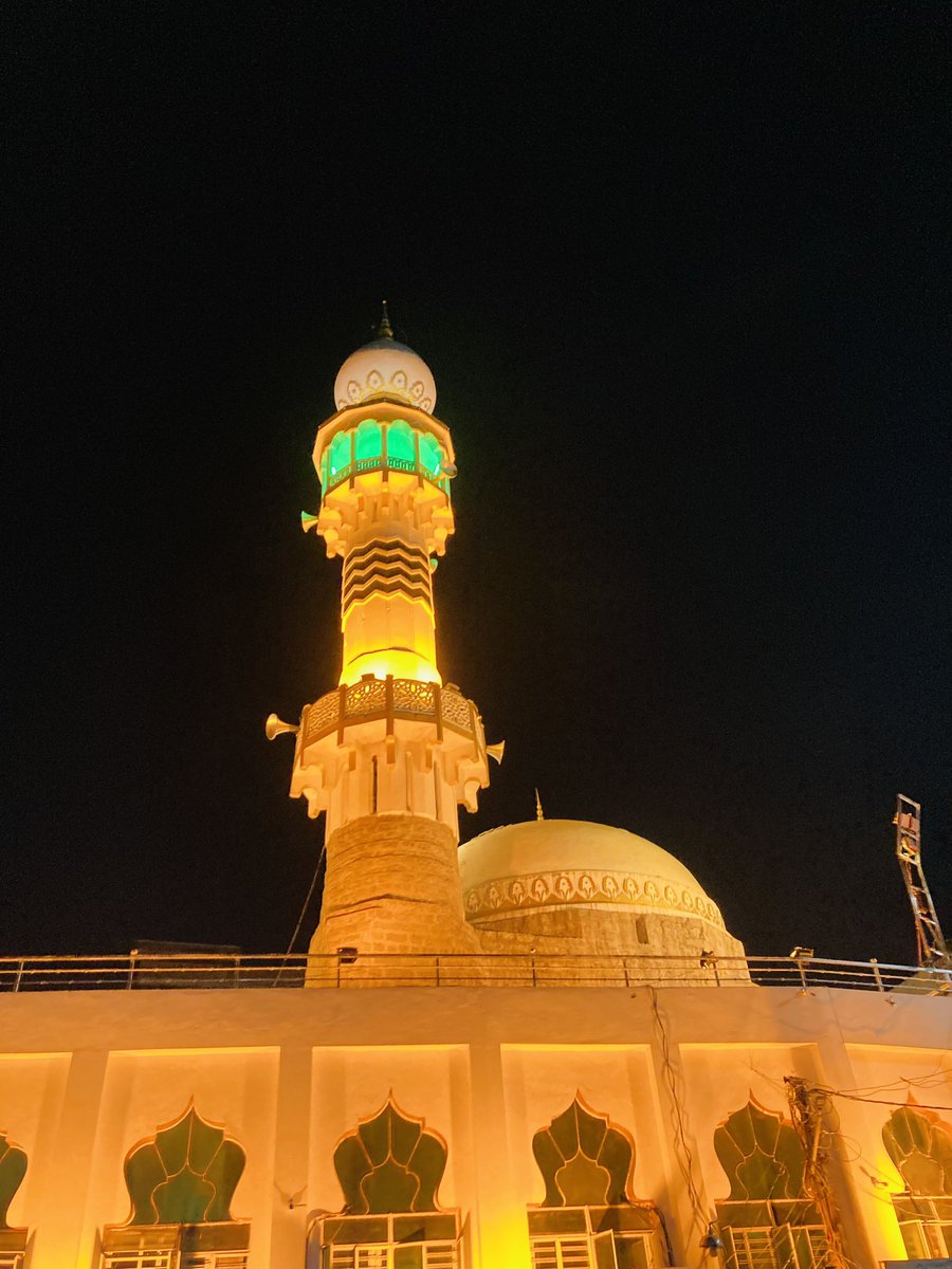 TejaSimhaReddy3's tweet photo. Just Hyderabadi mosques for Ramzan Season 🕌❤️

#Ramzan2023 #Ramzan #Hyderabad https://t.co/sJZl9LsHq4