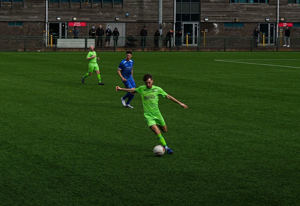 kurt liam roberts tweet media