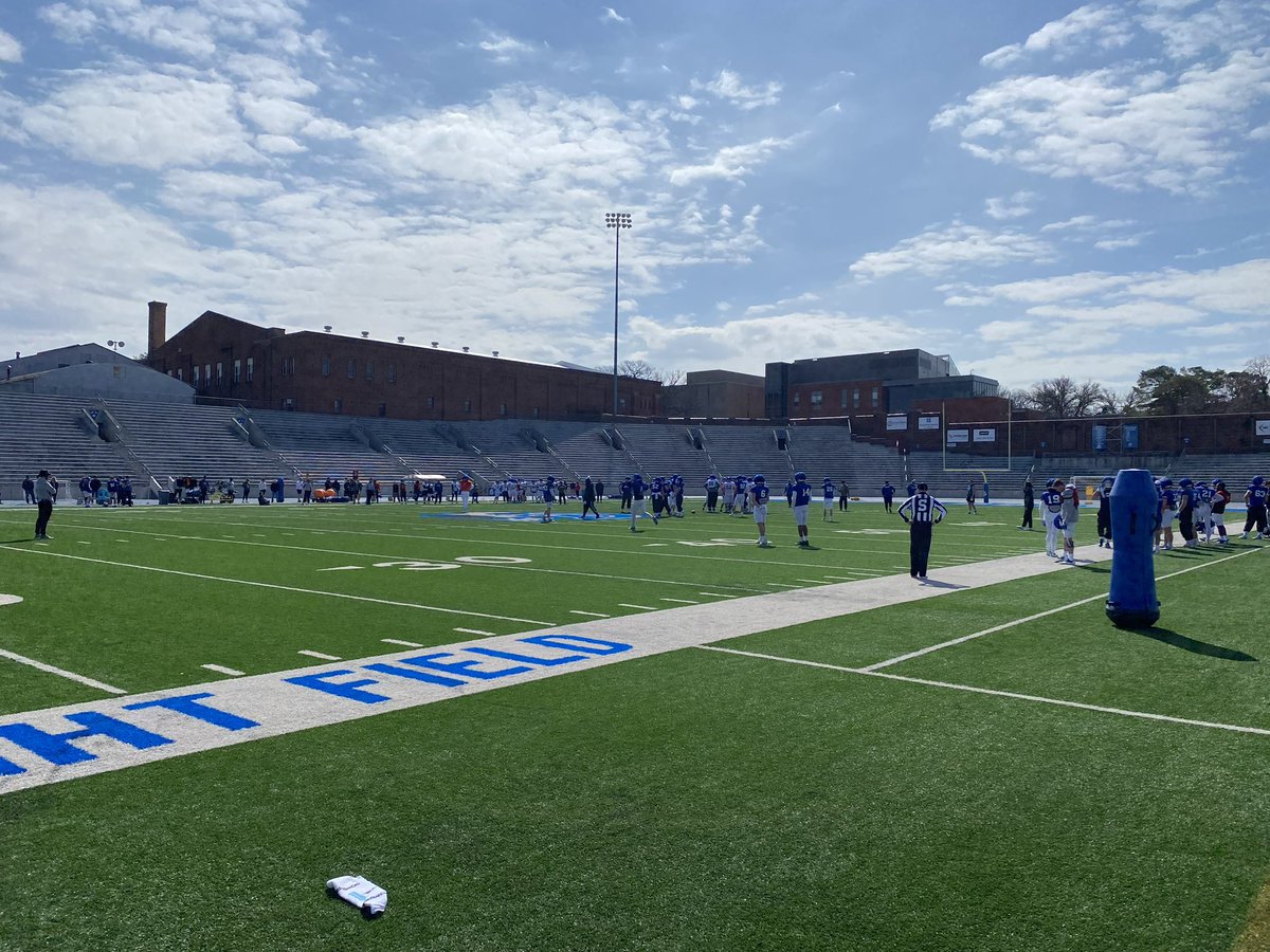 Had a great Junior Day visit at Drake University. Thanks @CoachBloss @FBCoachButt @tstepsis for the invitation and tours!