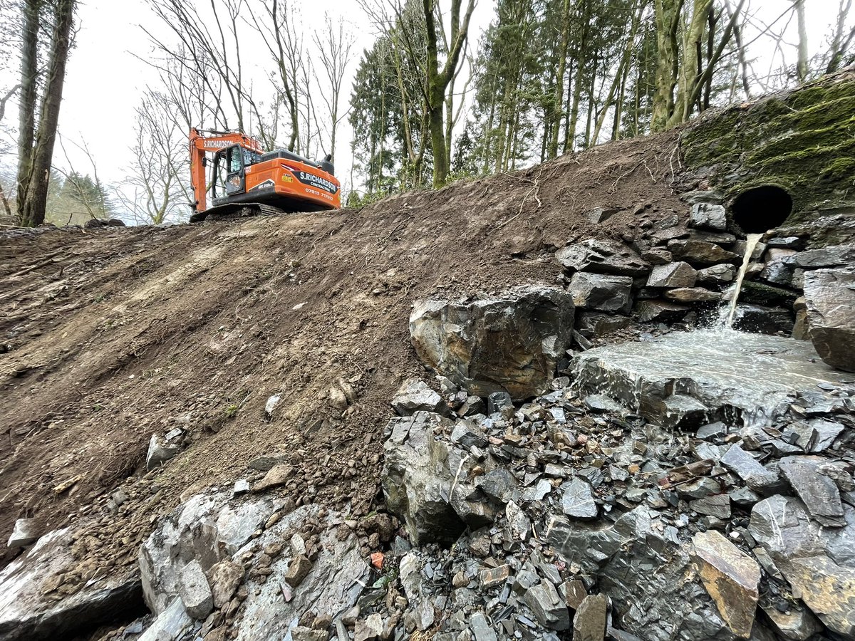 Mark Richardson 🇬🇧 tweet media