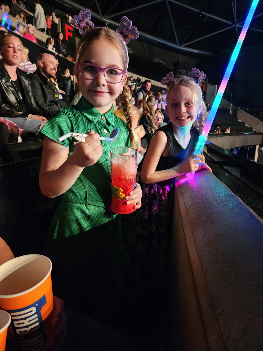 Kursten_Morier's tweet photo. #disneyonice https://t.co/kPAYCfL1vz