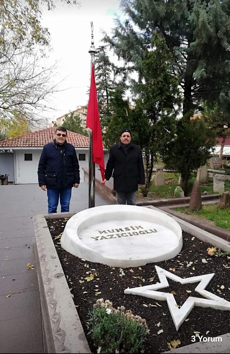 “Kim Allah'ın rızasına uygun hareket ediyorsa o bizdendir. Kim Allah rızasından uzaksa bizim dışımızdadır.”
Gözümüzün içine baka baka şehid ettiler seni.
Mekânın cennet olsun, makamın âlî
Ey bu toprakların hesapsız çocuğu, ruhu şehid #MuhsinYazıcıoğlu Rahmetle  yâd ediyorum..