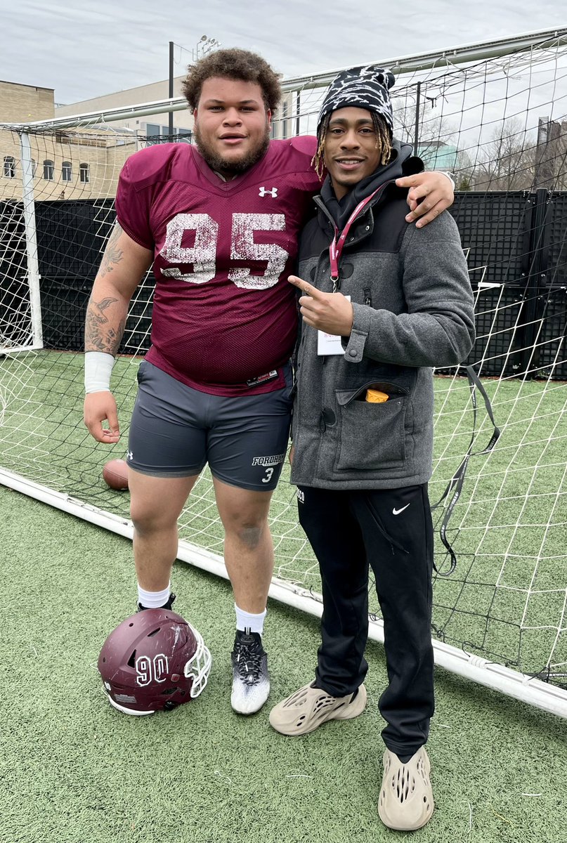omaree4x's tweet photo. I had an amazing time at @FORDHAMFOOTBALL while getting to see my old teammate and workout partners, thank you coaches❤️❤️!!! @CoachPetrarca @OL_Coach_Giufre got having me https://t.co/7zCNYbel1b