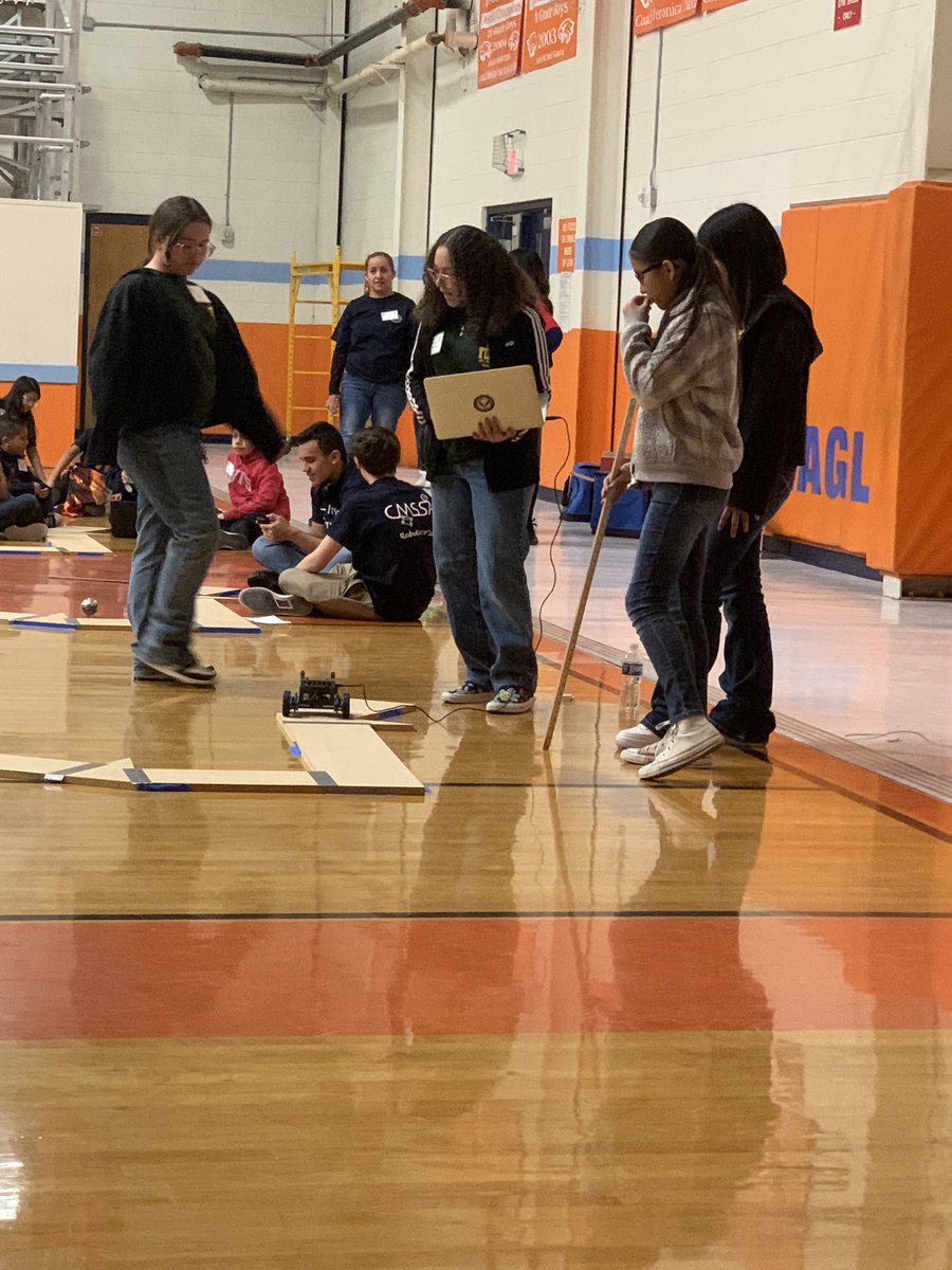 CProvencio_BCE's tweet photo. Up and at em bright and early to support the BCE Robotics team as they show off their skills at @CanutilloMs. @GoldenEaglesBCE awesome job girls and to @_LopezSamantha_  for leading their efforts. https://t.co/0oZdxOyfXE