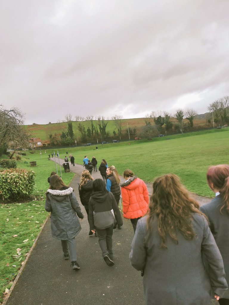 Ms_M_Israel's tweet photo. Lovely wellbeing walk and talk with 7MI to start our Friday wellbeing lesson. It's good to talk! #7MI @TonyrefailCS @tonmiddleschool https://t.co/5GhTYLfKkA