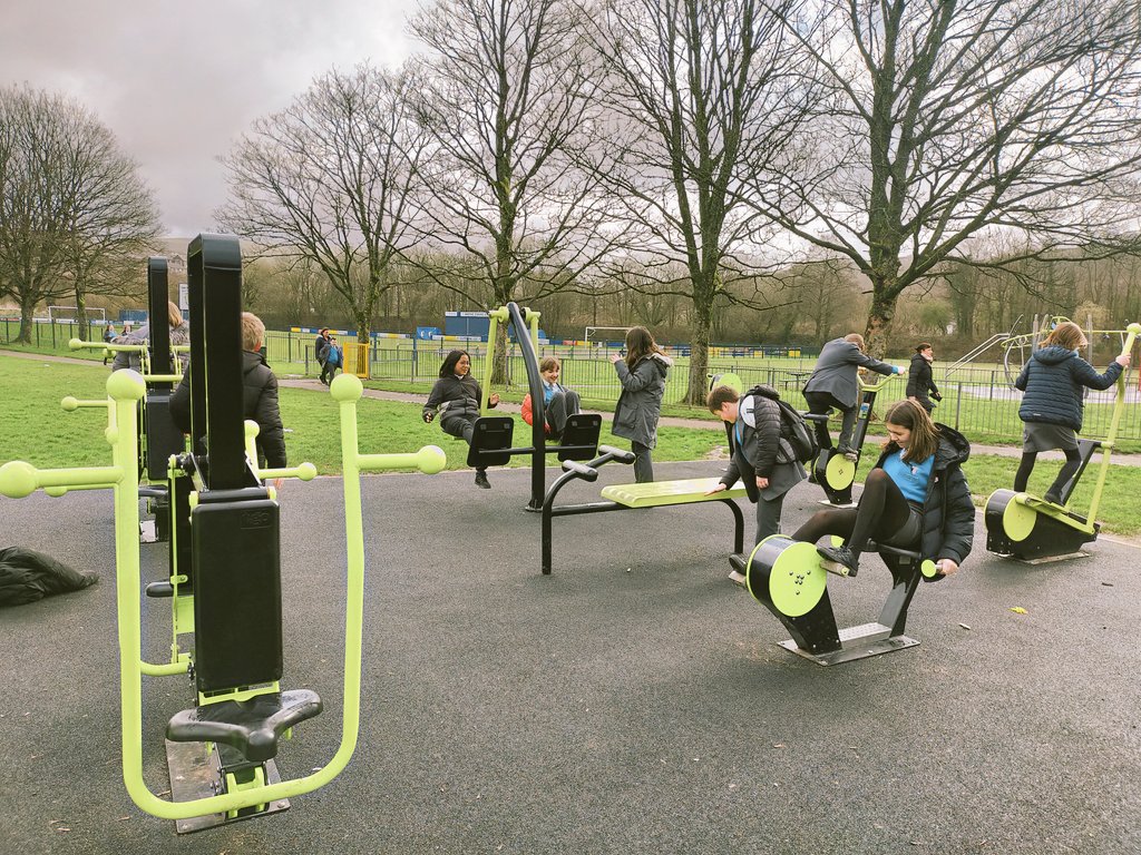 Ms_M_Israel's tweet photo. Lovely wellbeing walk and talk with 7MI to start our Friday wellbeing lesson. It's good to talk! #7MI @TonyrefailCS @tonmiddleschool https://t.co/5GhTYLfKkA