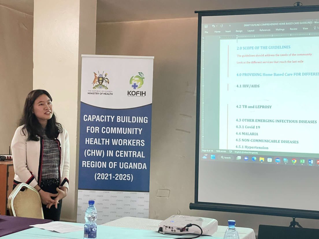 kofihuganda's tweet photo. From March 20th to 23th, @MinofHealthUG Dpt of Community Health together with @kofihuganda held the 1st Workshop to develop comprehensive integrated community #homebasedcare Guidelines under #KOFIH Community Health Workers project. https://t.co/pcyripRcoA