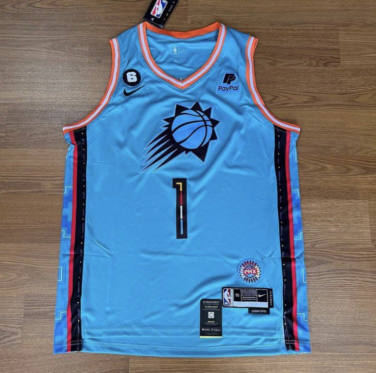 sphere_shop's tweet photo. Bonsoir
Maillot D.Booker saison 2022/2023 disponible sur votre boutique en ligne @sphere_shop221
#Suns #Booker #nba #basketstyle https://t.co/KUwcRFPdON