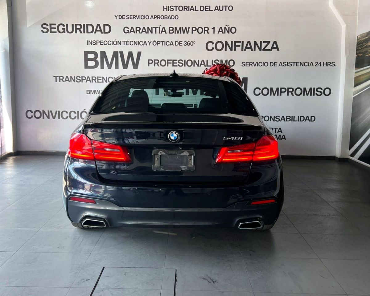 BMWPSLindavista's tweet image. Se vende BMW Serie 5 2018 Usado

  Precio: $ 577,000 MXN Negociable

  Transmisión: Automática

  Color: Negro

  Kilometraje: 116,146Km.

  Ubicación: Azcapotzalco, Ciudad de México

  ref20714977 #MaxiPublica #AutosEnVenta