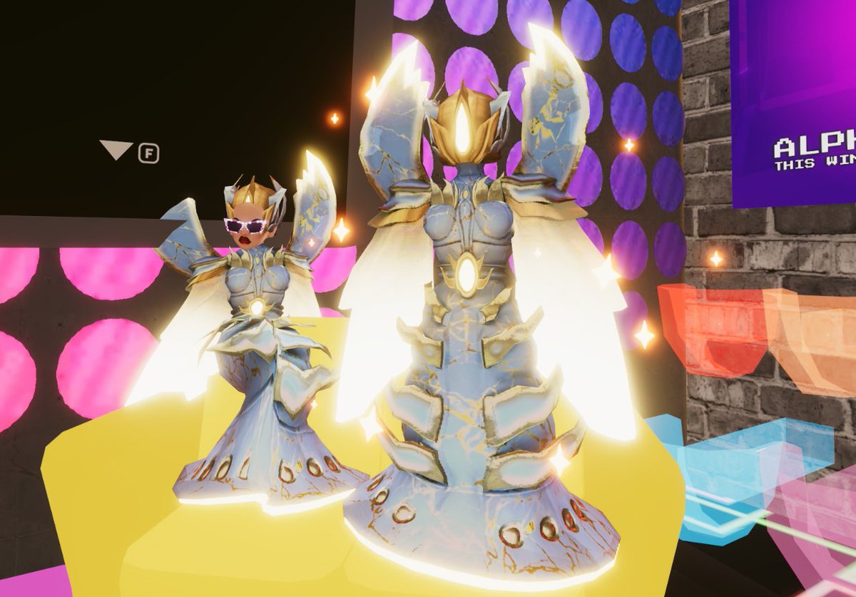 Nikki and I are on <a href="/FRESHMINT_ws/">FRESH MINT Wearable Showcase</a>! Come join us :3
 
📍/goto -86,-29
📍play.decentraland.org/?position=-86%…