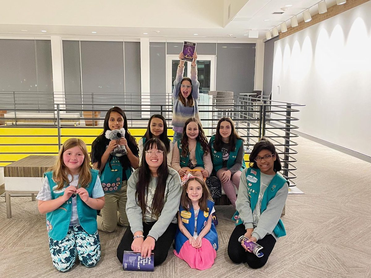 GSCTXcouncil's tweet photo. The #GirlScoutCookieProgram helps fund amazing experiences! 🧞♂️🎭💚 Thanks to their earnings, Troop 46119 got to experience #Aladdin at @tpapresents. Attending this @disneybroadway musical allowed Girl Scouts to experience the arts and see world-renowned #MusicalTheatre. https://t.co/iYRL2Jh7U2
