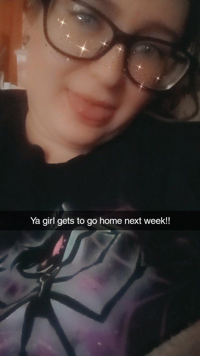 DiccWitch's tweet photo. I miss my bed and I'm over the moon my dad is home and still kicking ❤️ #homesick #badassdad https://t.co/OQ86UoCvPa