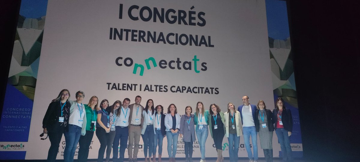 La Subdirectora de la Direcció General d' Inclusió Educativa, Fran Ripoll fa el tancament d' aquest I Congrés Internacional Connectats, fent al.lusió al professorat com a peça clau en el desenvolupament del talent. #CICONNECTATS2023