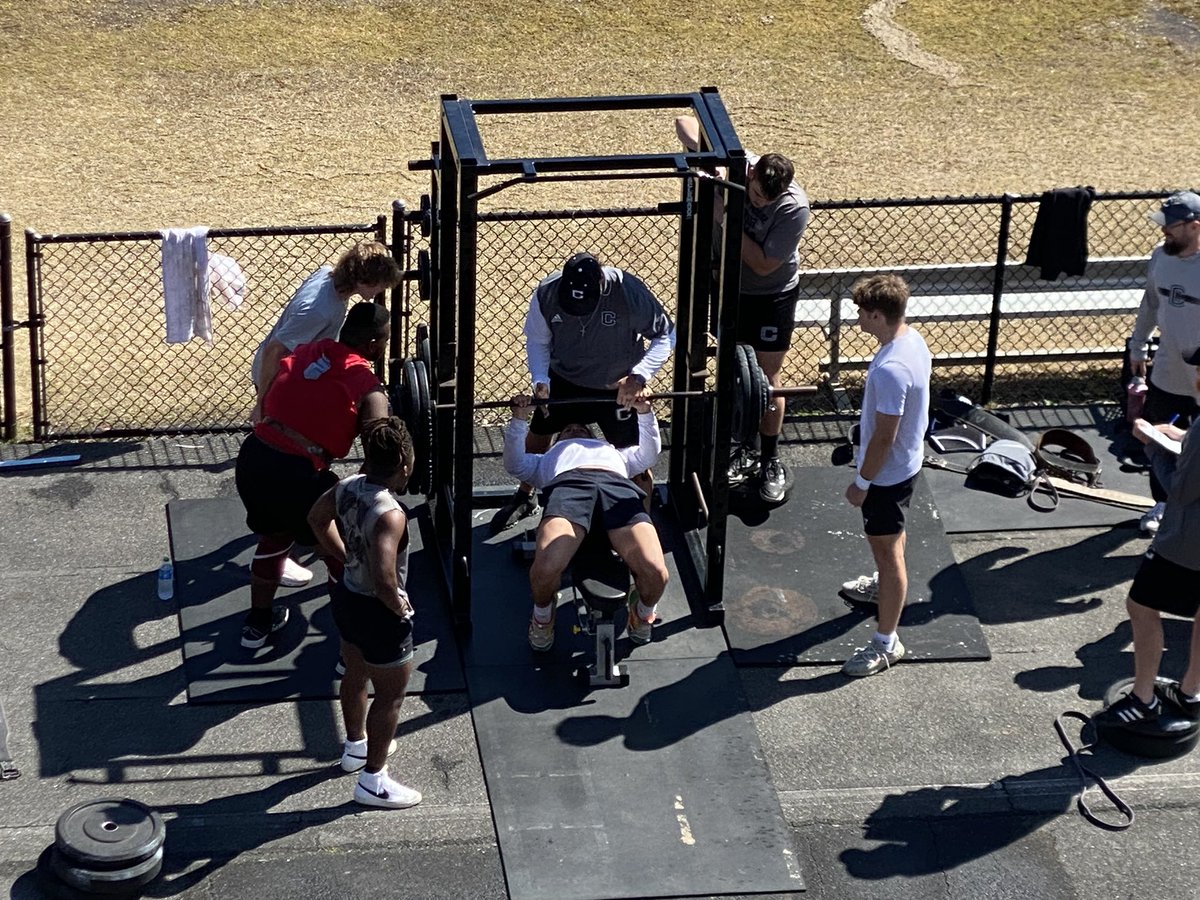 KMartin_00's tweet photo. What a morning! Excellent showing to support our Eagles, both at the Lift-A-Thon and at Nest Fest. Great lifts, great food, great booths, GREAT DAY!! #GoEagles #CoosaCommunity https://t.co/n1XFFICodh