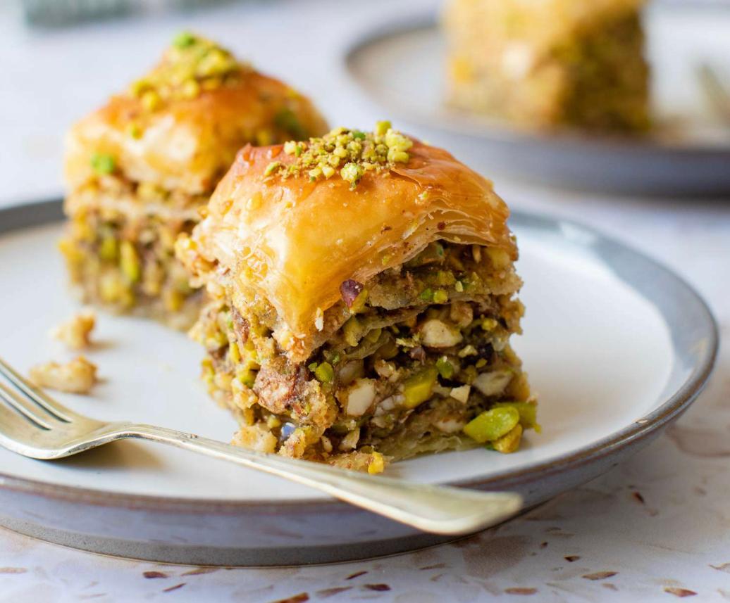 Vegas4Locals's tweet image. You're invited to an #ArabianNights Dinner Celebration!
An enchanting evening featuring a Premium #OpenBar, Delicious Food, #Music, and #BellyDancing! Follow the link for more info: conta.cc/3njQjkq

RSVP now by calling (702) 333-0677.
#nirvanahotel #lasvegas