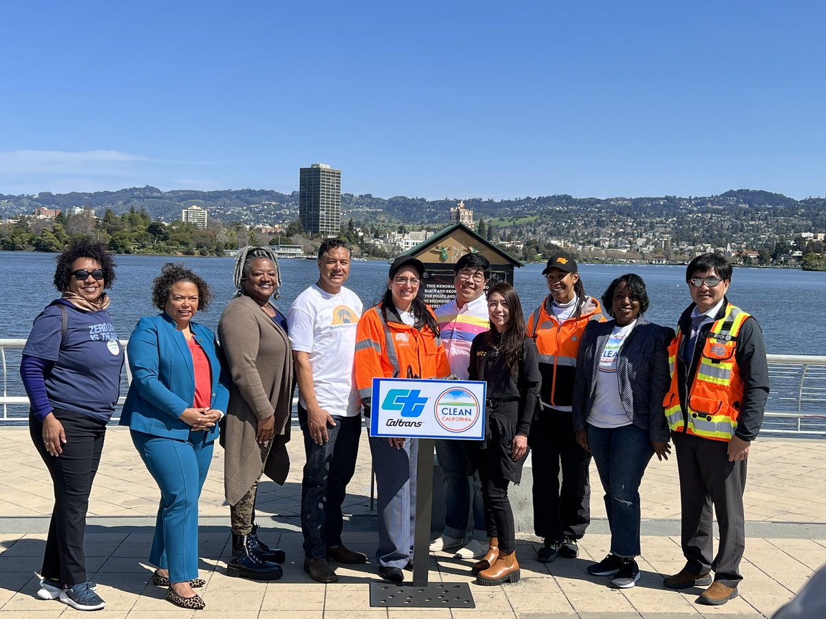 CaltransD4's tweet photo. Caltrans Bay Area celebrated Clean CA Community Days through education and fun. A special thanks to D4 Director Dina El Tawansy, Assemblymember Mia Bonta, Ken Houston & Kira Hagi and music by Club Anywhere. #cleanca #CleanCaBayArea #CleanCaCommunityDays @CaltransHQ @CAgovernor https://t.co/ZV5kDIl9uo