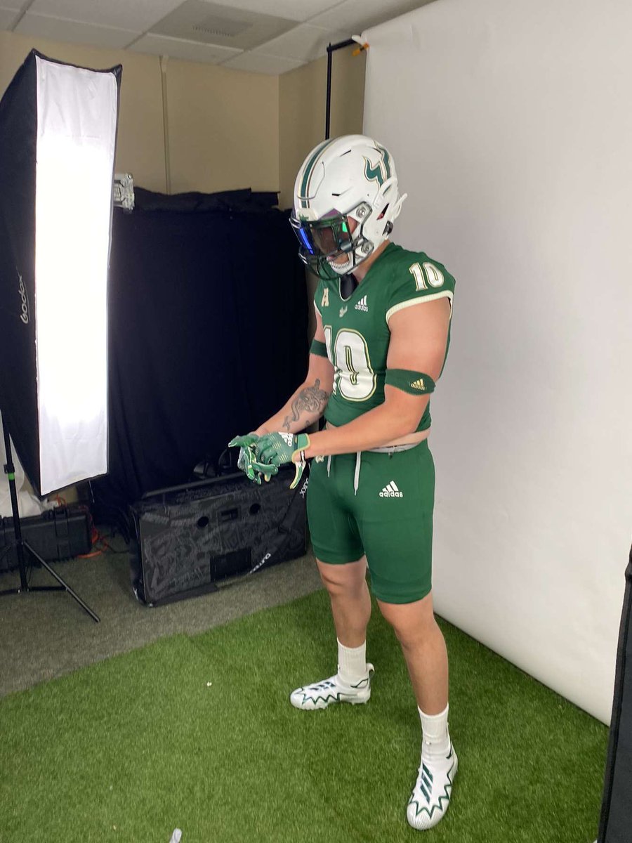 Had a good time at #USF today, learnt a lot. Thank you  <a href="/DLineKP/">Kevin Patrick</a> |<a href="/CoachJesse18/">Jesse Chinchar</a>