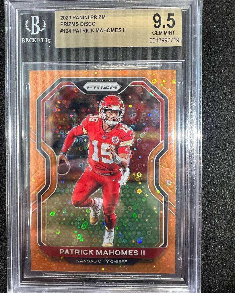 EliteCardsWa's tweet image. 2020 Panini Prizm #124 Patrick Mahomes Orange Disco #Chiefs #patrickmahomes #patrickmahomescards #elitecardswa  #sportscardsforsale #rarecards #gradedcards #autocards #rarecardsforsale #sportscards #tradingcards #topps #Bowman #Panini #fanatics #PSA #BGS… instagr.am/p/CqOvU_ZPcOs/