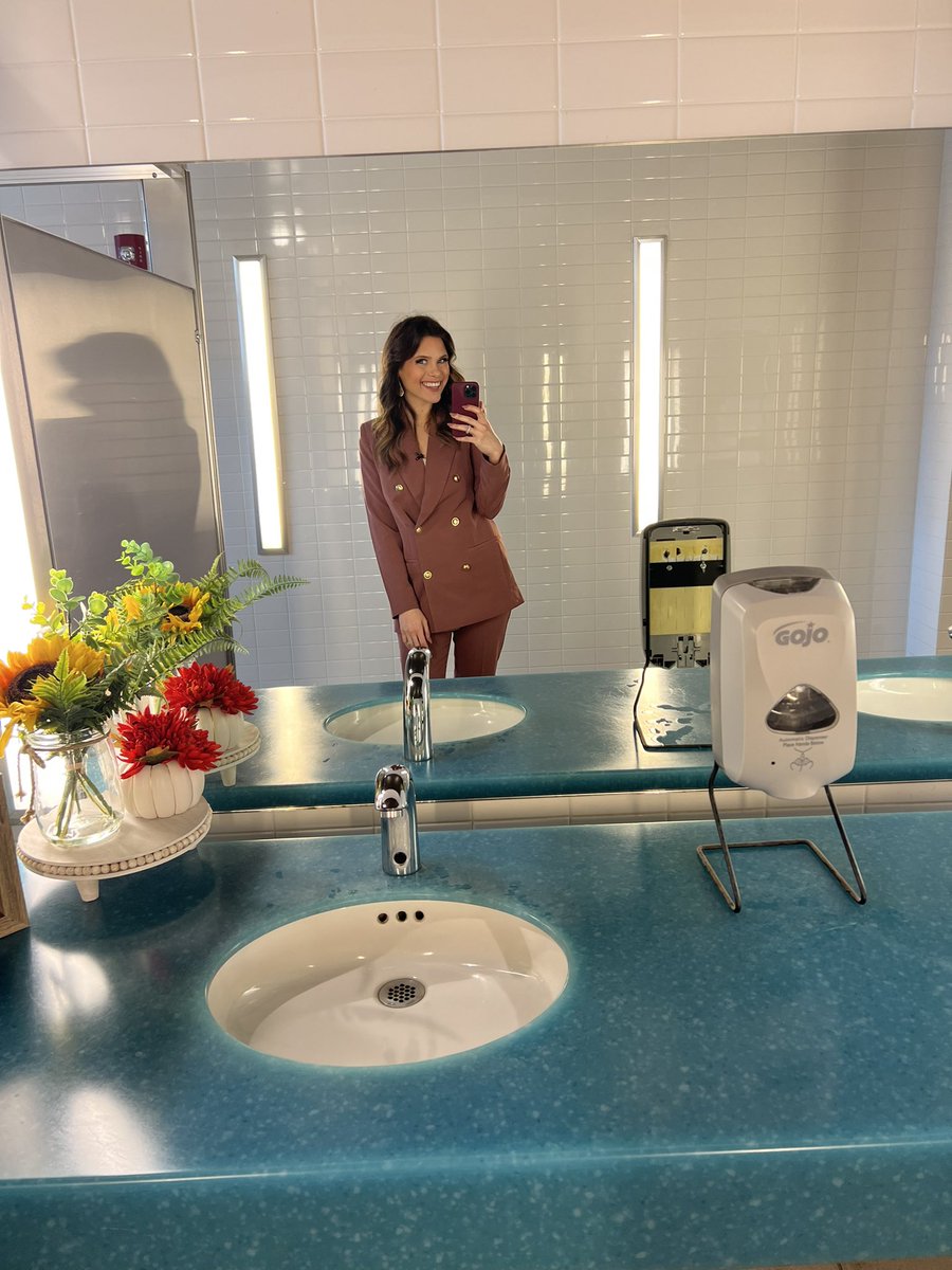 One segment closer to a dream🥹I believe dreams need to be spoken out loud.  If anyone knows a contact at <a href="/magnolianetwork/">Magnolia Network</a> or <a href="/hgtv/">HGTV</a> and wouldn’t mind sending a contact, we’d be SO grateful! I have a unique show that we know would add value to their network 💕