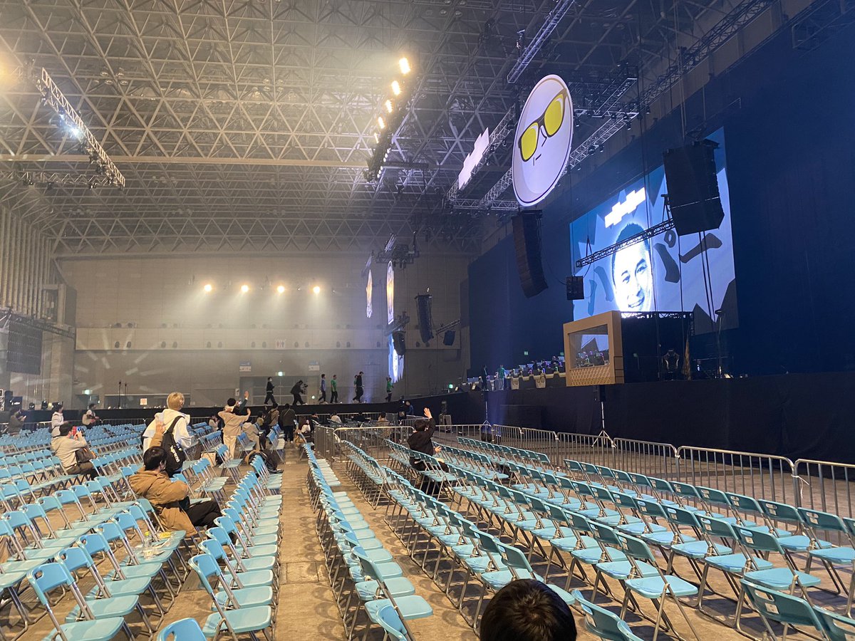 DFsyonen's tweet photo. 下手なA席よりいい、見切れ席 https://t.co/Z2Scnw09xE