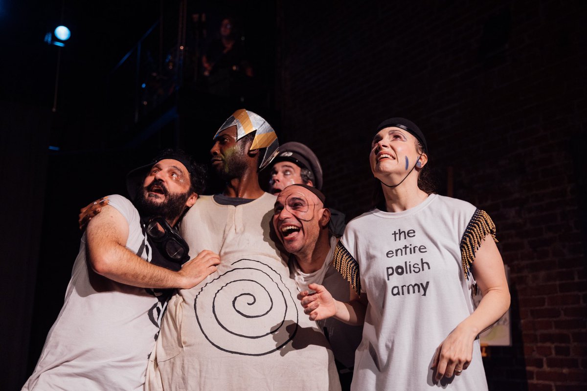 TheActorsGang's tweet image. 🧨ONLY THREE MORE CHANCES TO SEE UBU THE KING 💣
Catch it while you can. Grab your tickets at TheActorsGang.com
.
#ubutheking #theaterinLA #losangeles #culvercity #TimRobbins #ReturnOfTheKing #Ubu 
#thingstodo #riot #rabble #AlfredJarry #pisces #punk #ubu #UbuRoi