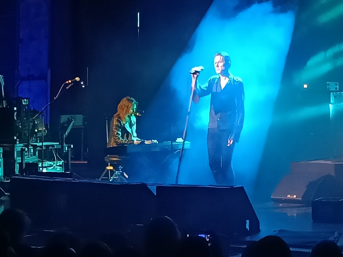 stuczu's tweet photo. If Suede can't go to Brixton then we will go to Suede (well, Bexhill).
Cracking set and always a treat when they break out an oldie like Together. https://t.co/HEqozW6DVF