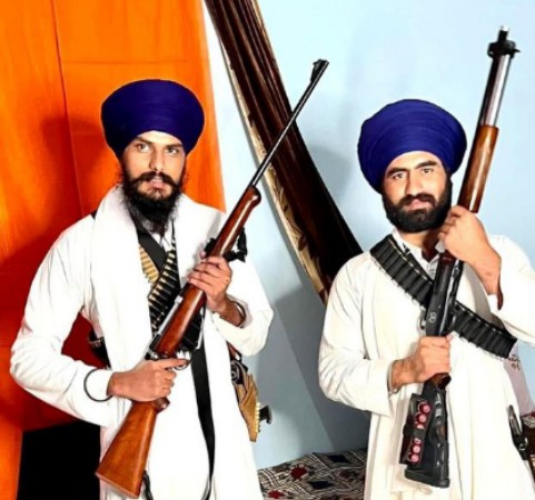 #PunjabUnderSiege 
#WeStandWithAmritpalSingh 
#WeStandWithAmritpalSinghJi 
#freeamritpalsinghkhalsa