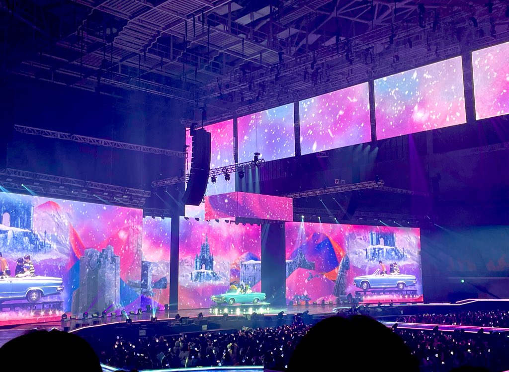 mycyj_txt's tweet photo. รีวิวคอน ACT : SWEET MIRAGE in Seoul (day1)

โดยรวมประทับใจมาก สนุก รู้สึกว่ารอบนี้ลงทุนกับการสร้างประสบการณ์ให้คนดูจริงง ด้วยสถานที่จัดมันใหญ่ขึ้นด้วยก็คงทำอะไรได้เยอะขึ้น มีตั้งแต่ม้าหมุน รถ เสตจลอย เสตจรอบโดม พร๊อพต่างๆอี���มากมาย
เรื่องเพลงรู้สึกว่าเขาตั้งใจเล่าเรื่องราวมากนะ + https://t.co/LSQmCu84Na