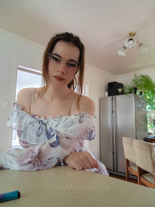 my style is all over the place 🐥 https://t.co/bZ68XxbuXg<a href="/tag/mvsales"class="tags"><span>#mvsales</span></a><a href="/tag/mvtrans"class="tags"><span>#mvtrans</span></a>